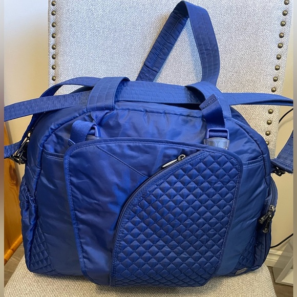 LUG- Cartwheel Gym/Overnight Bag- blue - Picture 2 of 6